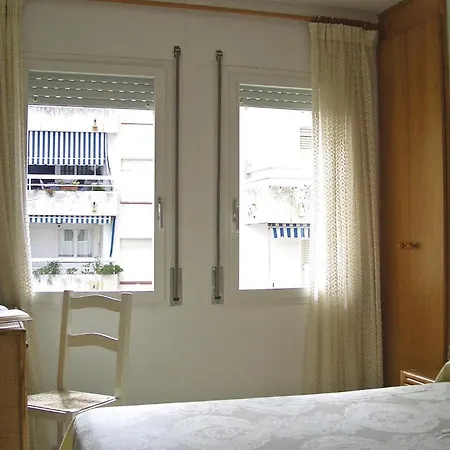 Cozy In With Kitchen Tossa de Mar