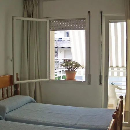 Apartment Cozy In With Kitchen *